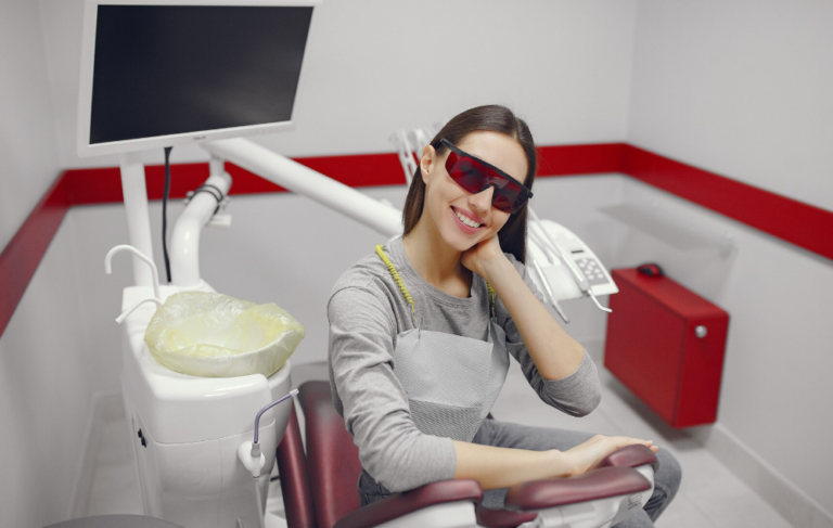 Achieve Your Dream Smile with Veneers in Edmonton
