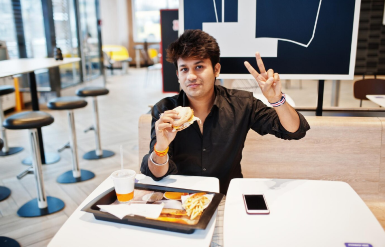 What to Know Before Investing in an Ice Cream Franchise