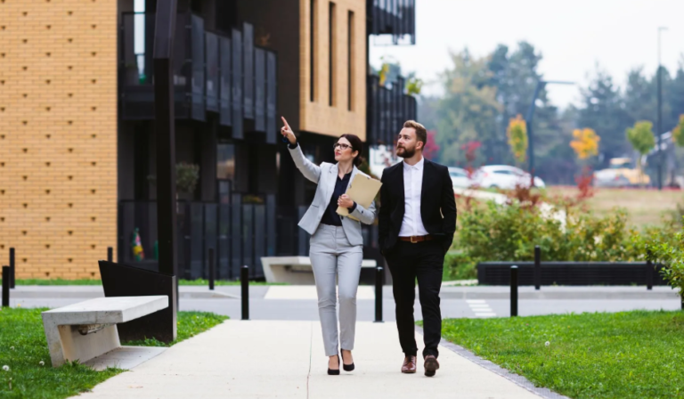 Buying Commercial Real Estate for Sale Toronto Made Easy