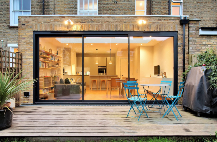 Is a Single-Storey Extension the Best Choice for Your Home? Find Out Here