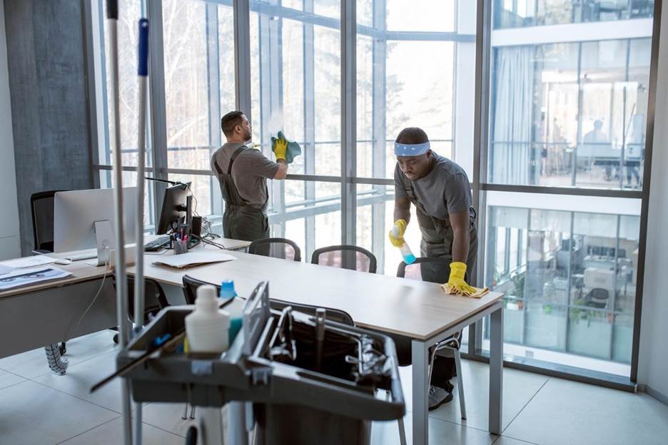 How to Plan an Efficient Office Cleanout Without Disrupting Work