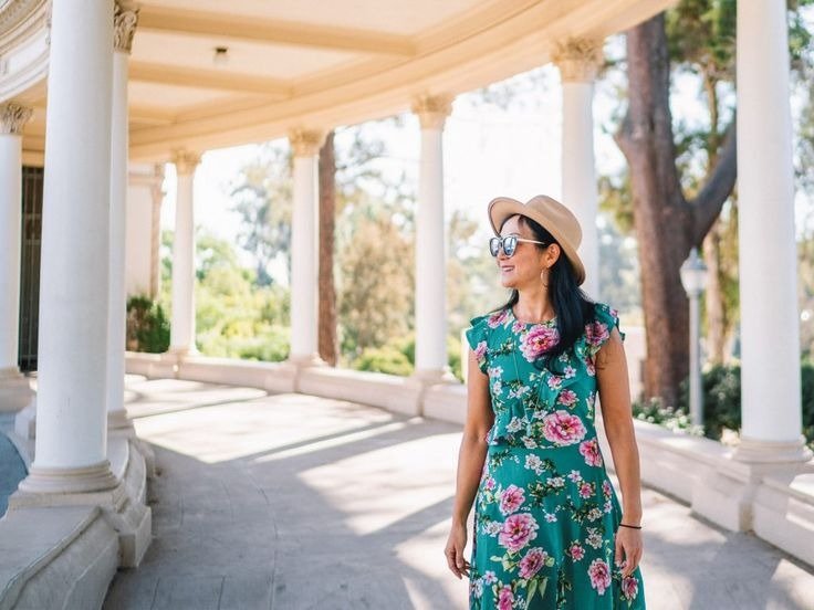 Best Vacation Outfits for Women This Season